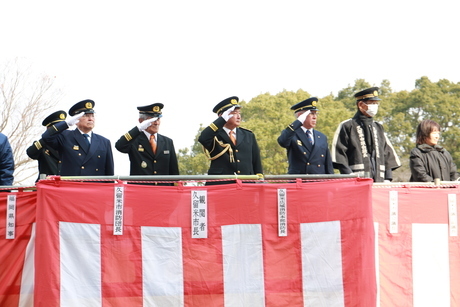 分列行進観閲台