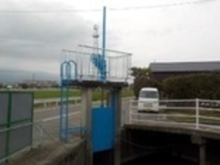 鉄砲町樋門(完成)
