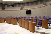 議場議員席写真