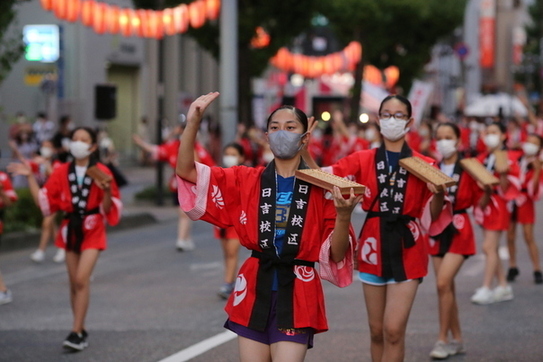 一万人のそろばん総踊り