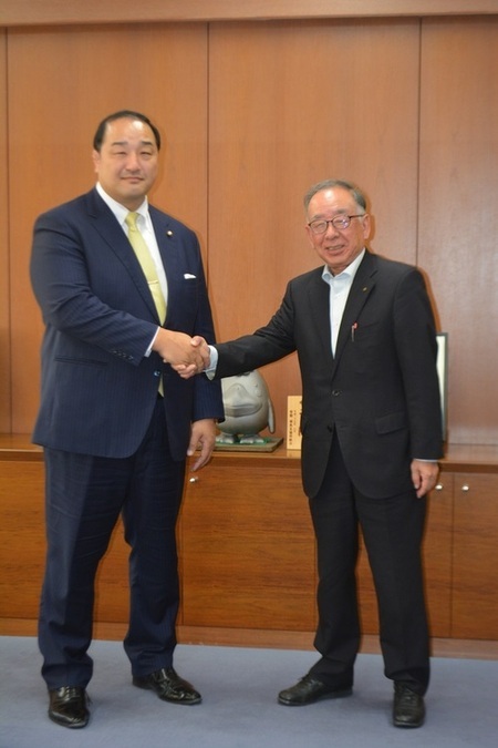 安治川親方と橋本副市長